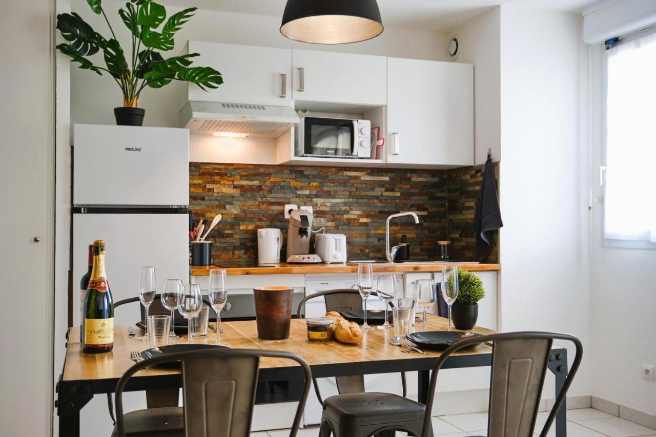 Tout Confort ! Calme, Climatisation, Piscine, Parking Gratuit, Grande Terrasse, Netflix, Wifi Carcassonne Ngoại thất bức ảnh